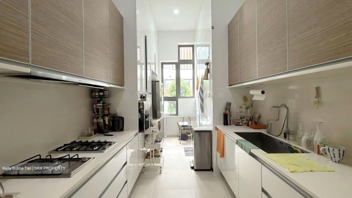 Crescent Road (D15), Terrace #580396921